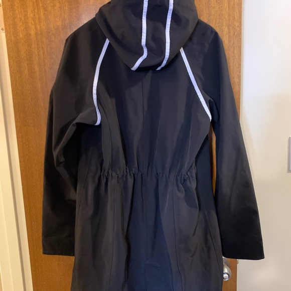 Lululemon jacket - Picture 2 of 7